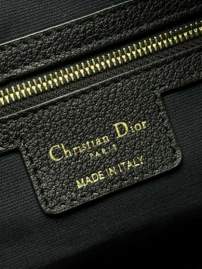 Picture of Dior Handbags _SKUfw239305935fw